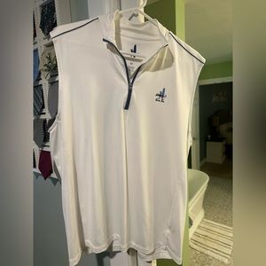 Johnnie-O golf vest 1/4 zip M quarter zip medium Twin Fin logo